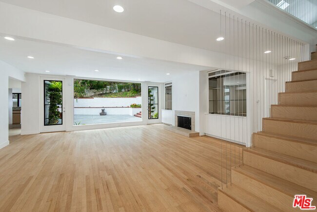 Building Photo - 539 Levering Ave