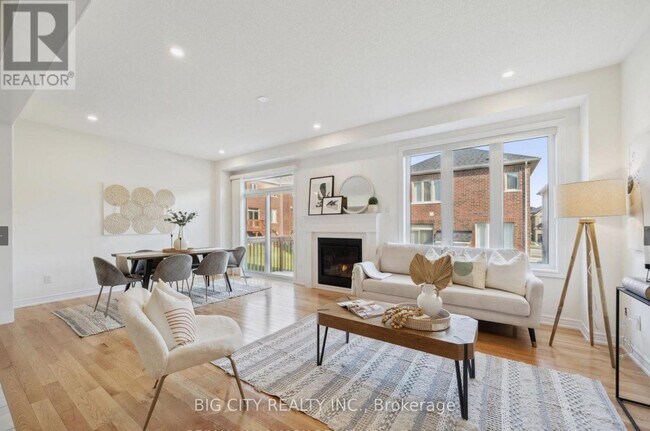 Building Photo - 1192 Enchanted Crescent
