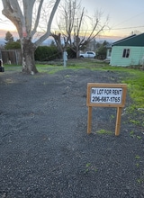 Building Photo - 1029 Cedar Ave