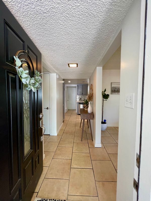 Foto del edificio - 3212 Covina St