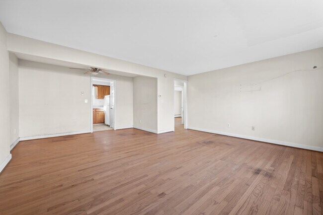 Building Photo - 41 Charter Oak St