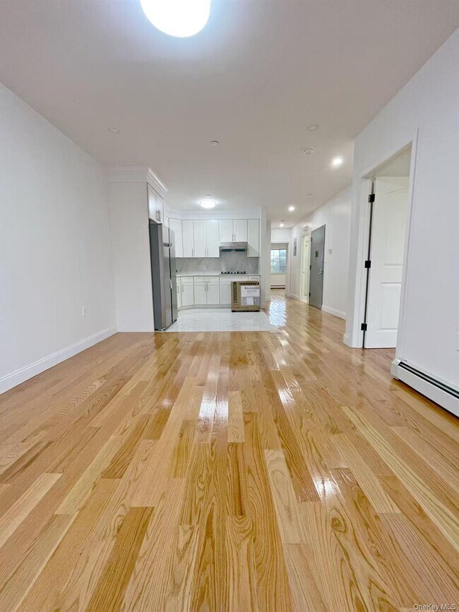 Foto del edificio - 36-29 171st St