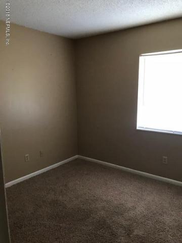 Foto del edificio - 808 Meadowbrook Dr