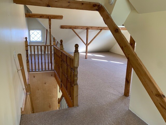Loft/Enorme habitación principal con armario gigante! - 226 E Main St