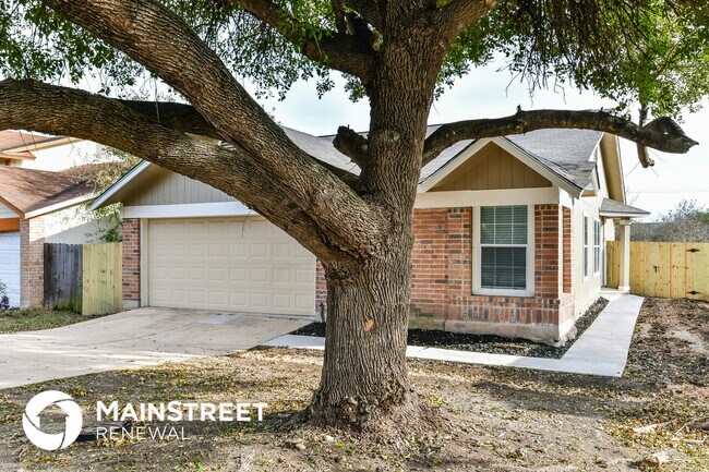 Building Photo - 8405 Maple Ridge Dr