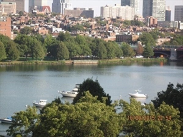 Foto del edificio - 1 Rogers St