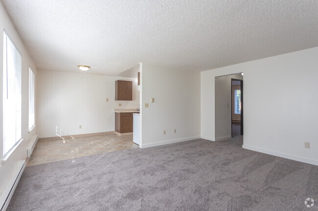 2BR, 1BA - 890SF - Living Room - The Park at Fife