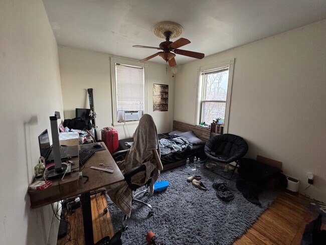 Foto del edificio - 53 Lawn St