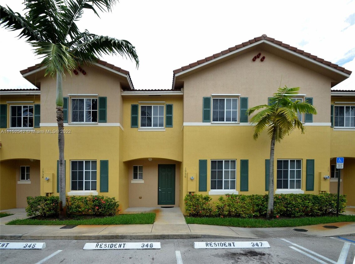 1937 SW 60th Terrace, North Lauderdale, FL 33068 Townhouse for Rent