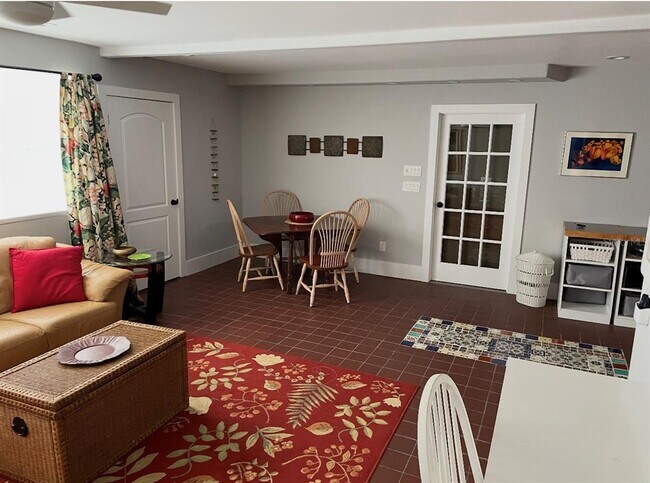 Foto del edificio - 1143 Central Ave