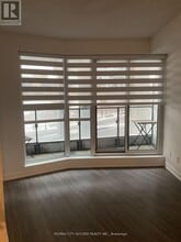 Building Photo - 50 Bruyeres Mews