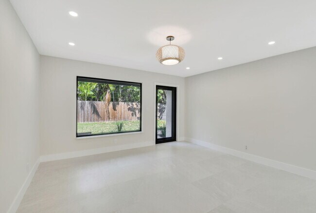 Foto del edificio - 2894 Florida Blvd