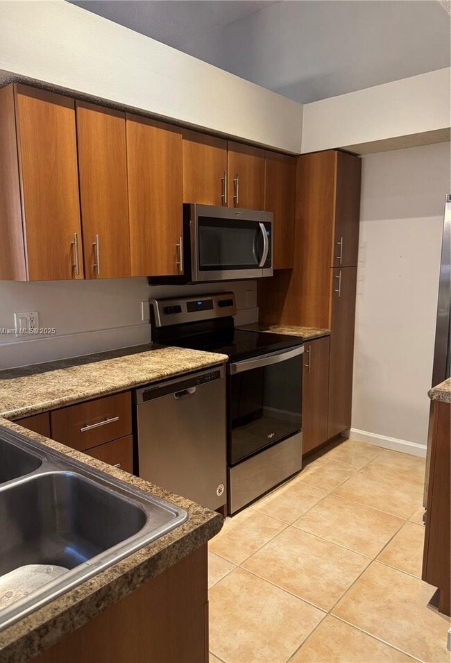 Foto del edificio - 1355 Crystal Way