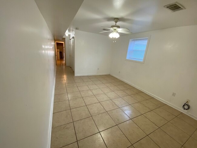 Foto del edificio - 2325 Ursulines Ave