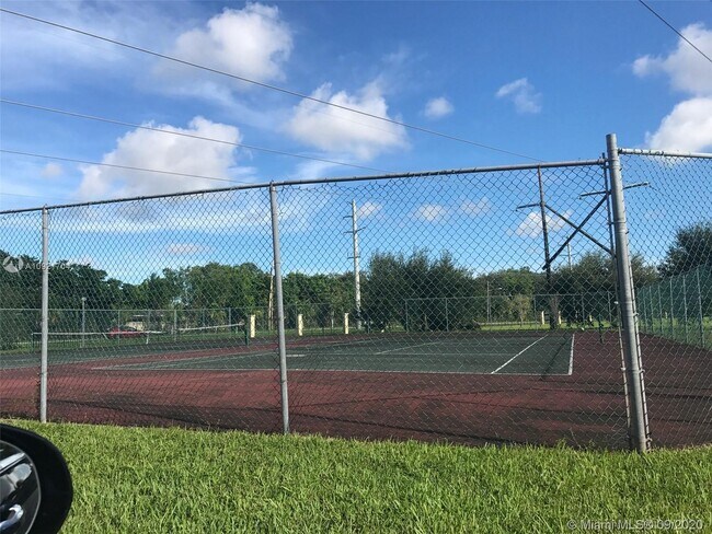 Building Photo - 3690 N 56th Ave