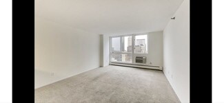 Building Photo - 433 S 7th St