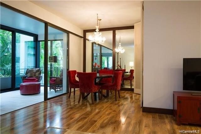Foto del edificio - 4999 Kahala Ave