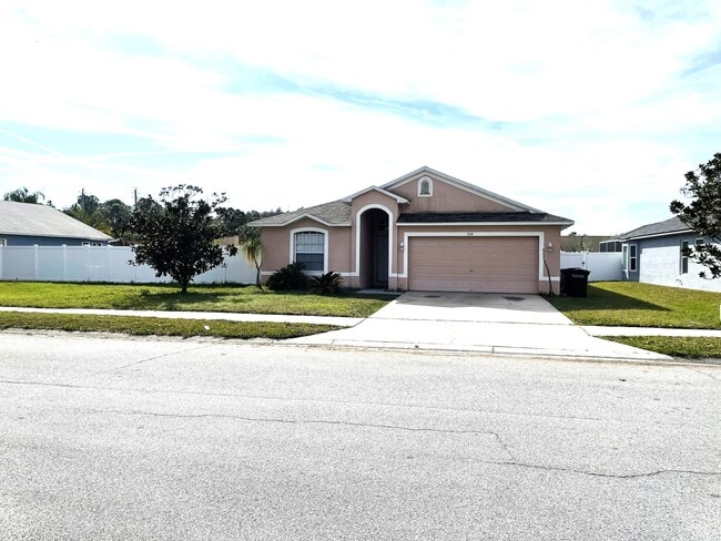 Building Photo - 554 Lake Cypress Cir