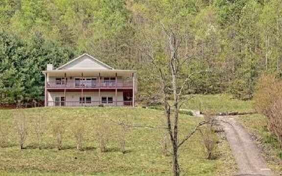 Building Photo - 4641 Arrowhead Rd