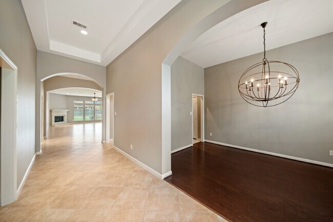 Building Photo - Move-in Ready!  Beautiful Perry Home One Story Home!