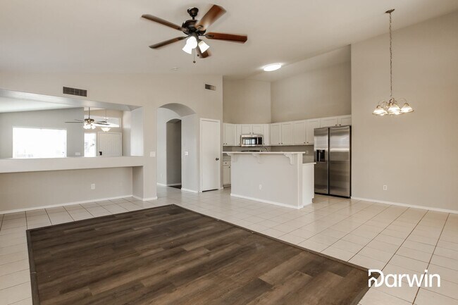 Building Photo - 4724 N 89th Dr
