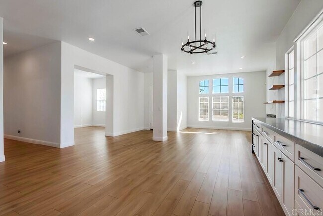 Building Photo - 774 Glenhart Pl