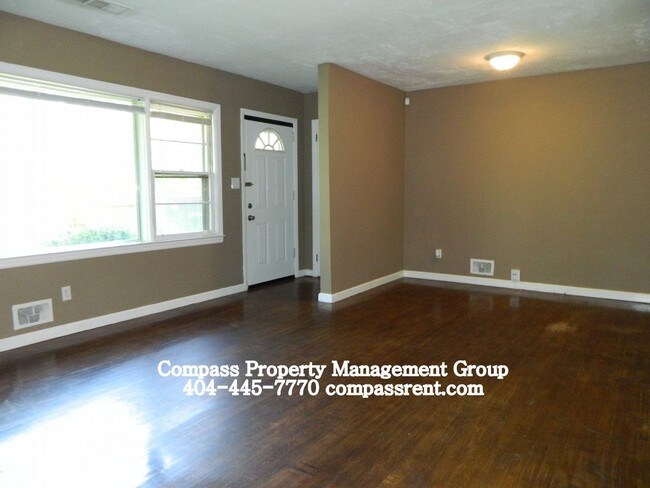 Building Photo - 3101 Rollingwood Ln SE