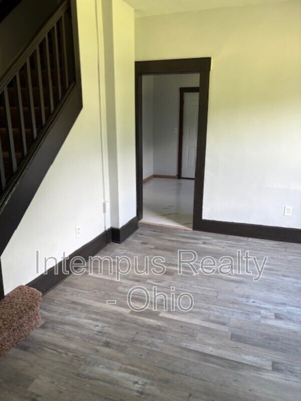 Building Photo - 150 Benita Ave