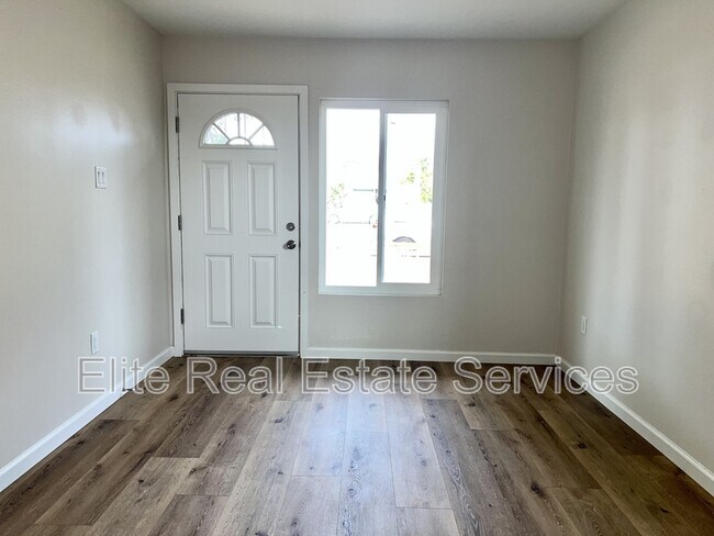 Building Photo - 3313 Clairemont Mesa Blvd