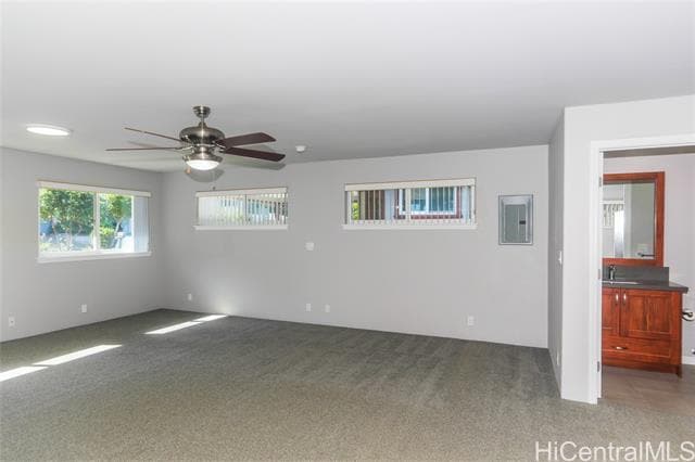 Building Photo - 3444 Woodlawn Dr