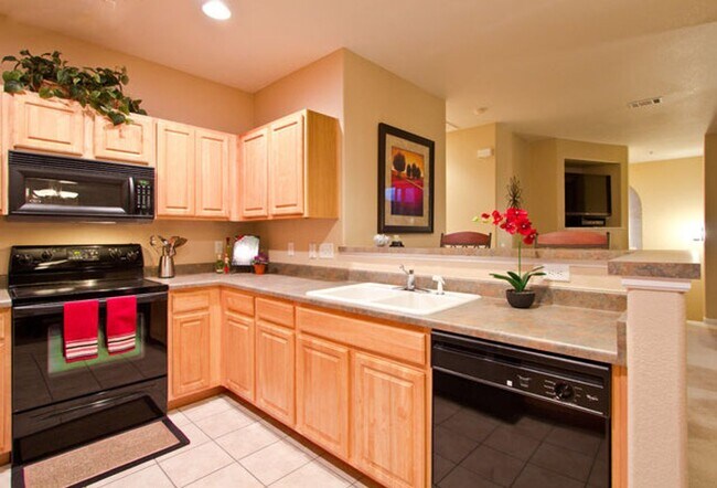 Building Photo - 2845 Willow Tree Ln