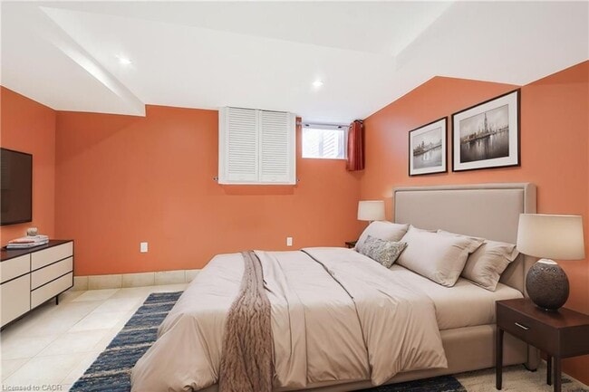 Building Photo - 1470 Fisher Av