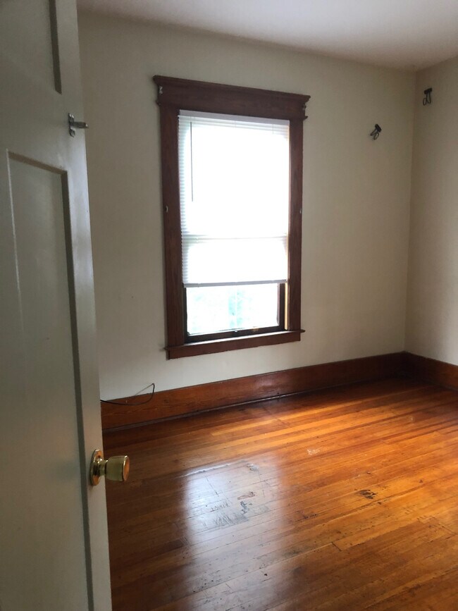 Foto del edificio - 1600-02 Bellevue Ave