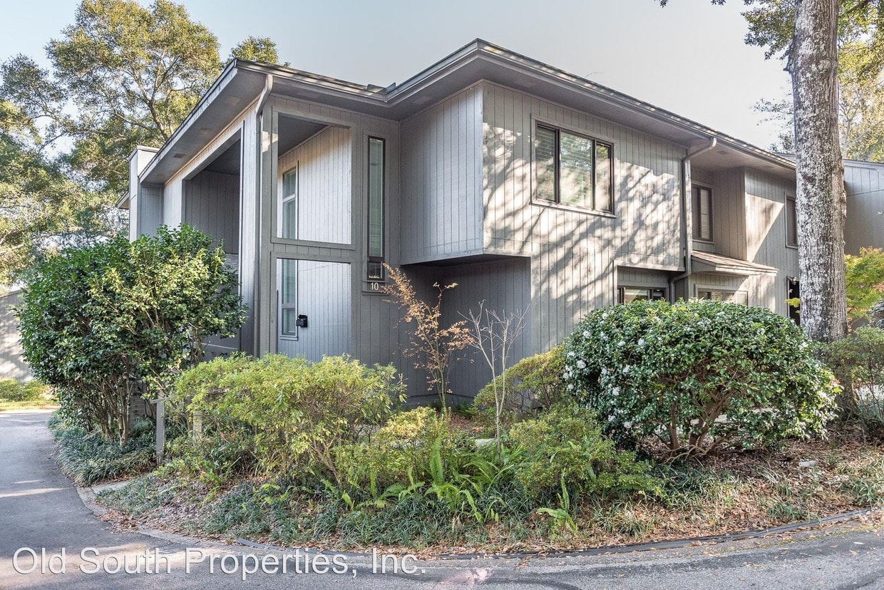 Primary Photo - 3 br, 2 bath House - 10 Hillbrook Way