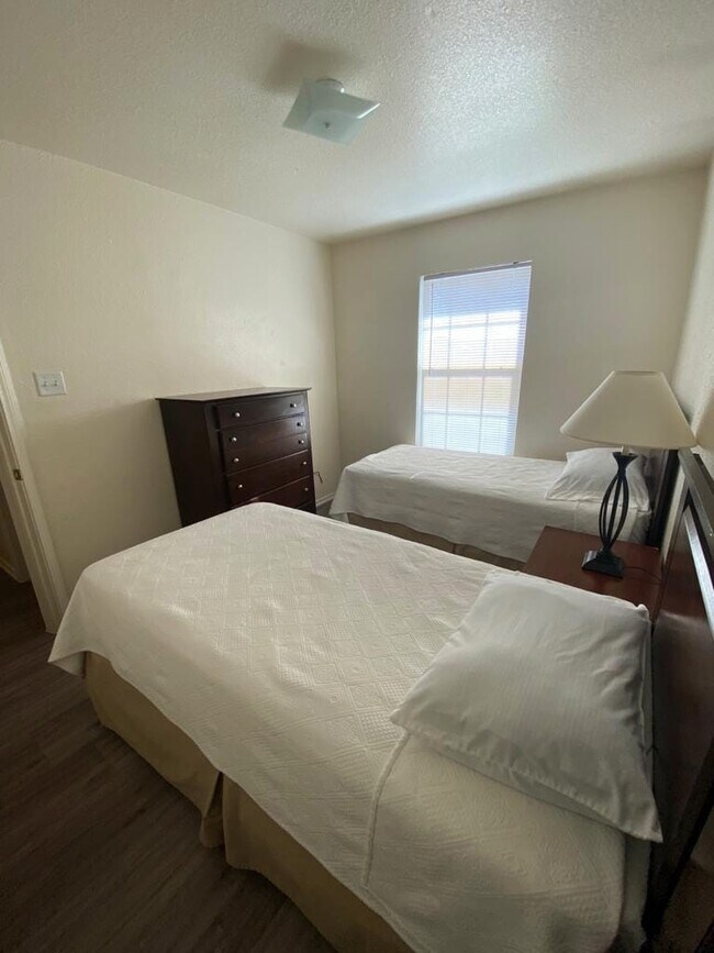 Segundo dormitorio - 4406 Abigail Dr