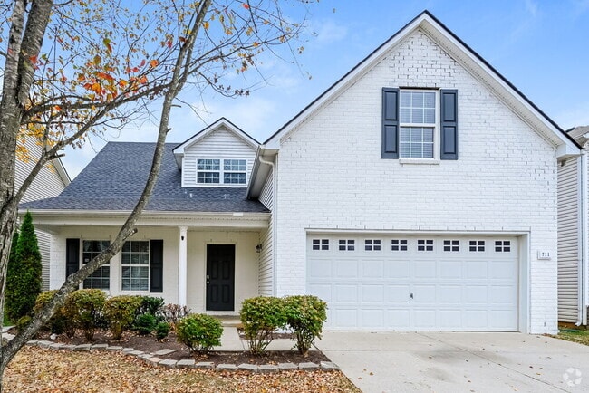 Building Photo - 711 Elderberry Way