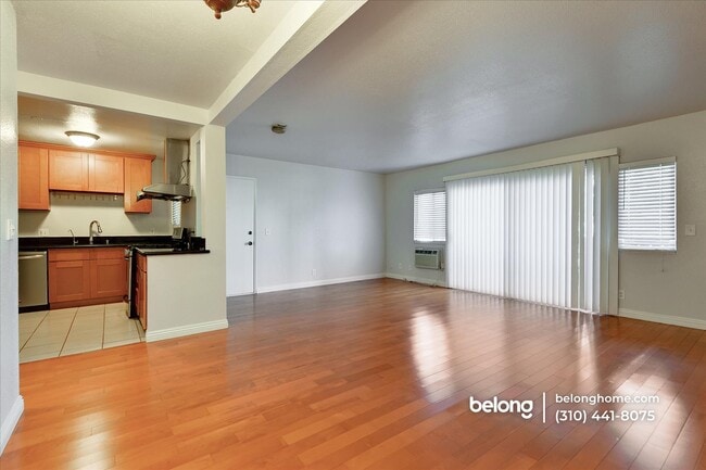 Foto del edificio - 4903 Indian Wood Rd