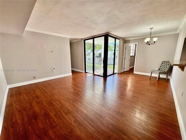 Building Photo - 3610 SW 114th Ave