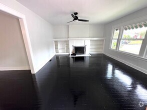 Building Photo - 4224 Ingleside Ave