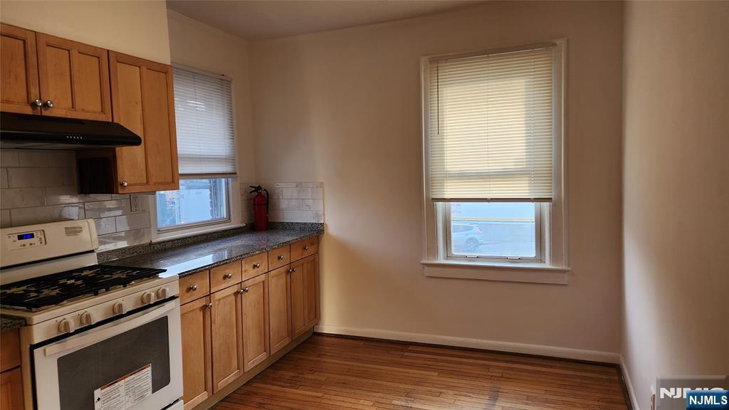 Foto del edificio - 50 W Columbia Ave