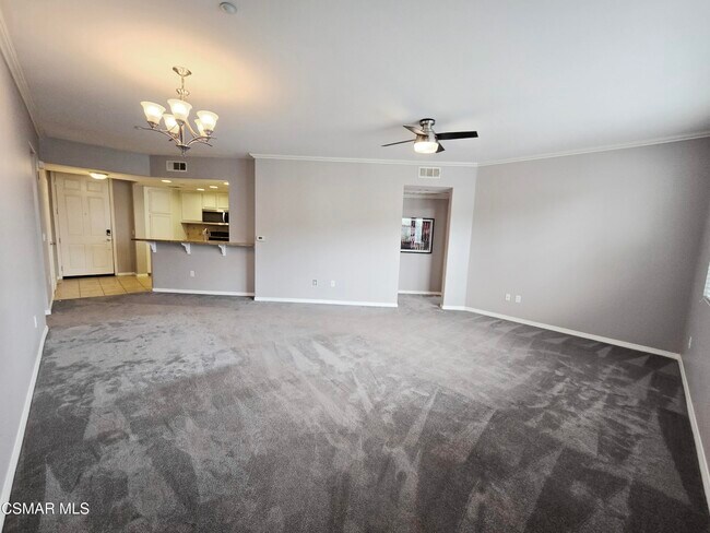 Foto del edificio - 259 Riverdale Ct