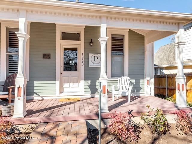 Foto principal - 136 N Pleasant St