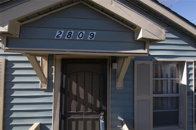 Building Photo - 2809 Jones St