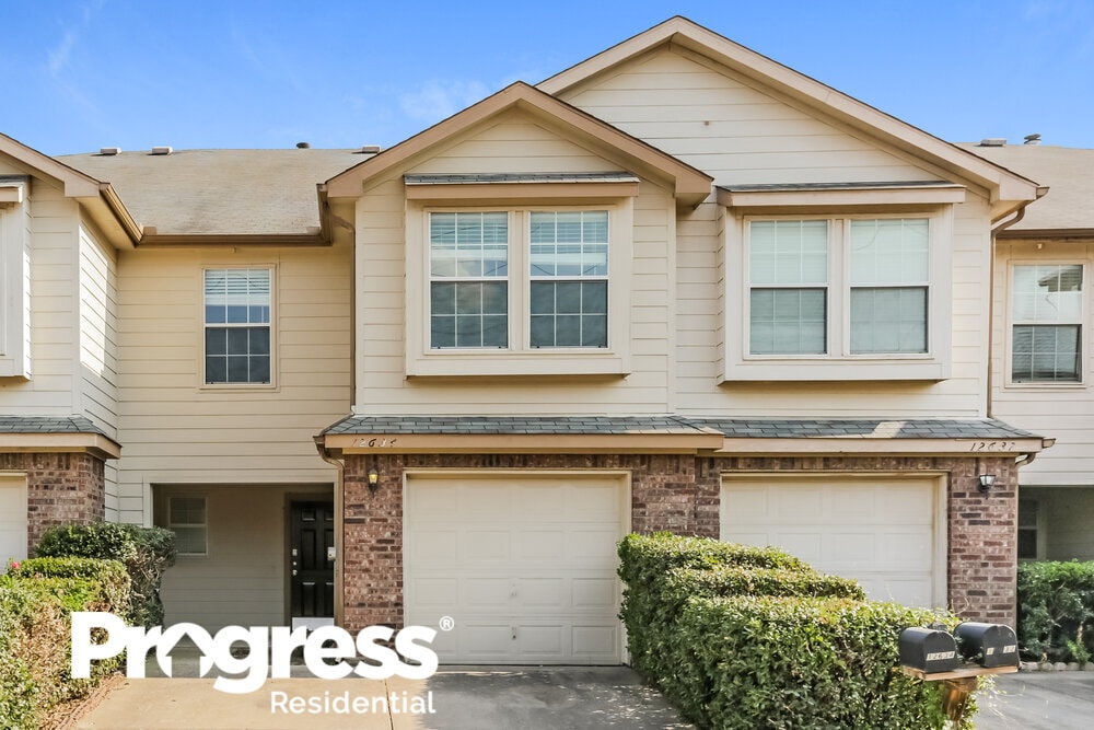 12634 Bay Ave, Euless, TX 76040 Townhome Rentals in Euless TX
