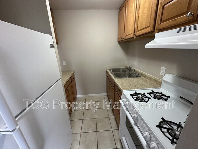 Foto del edificio - 600 E McKinley Rd