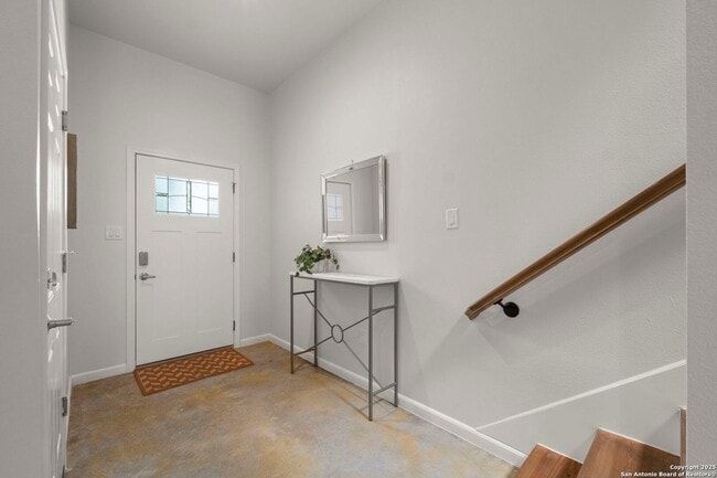 Building Photo - 1002 Morningside Dr