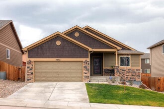 Building Photo - 7396 Willowdale Dr