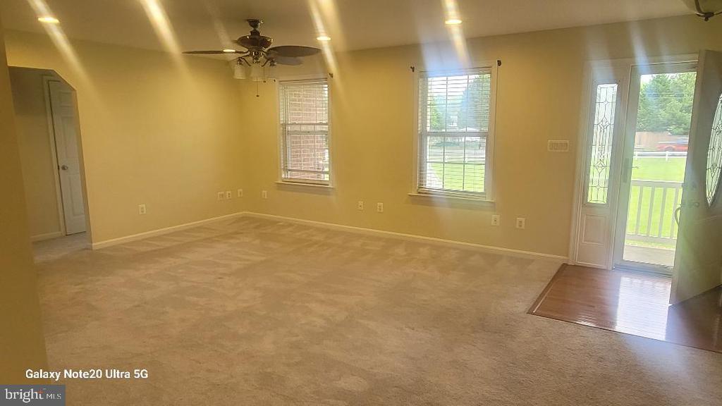 Foto del edificio - 27046 Mechanicsville Rd