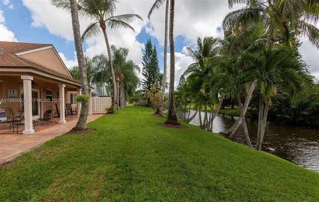 Building Photo - 1190 SW 108th Way