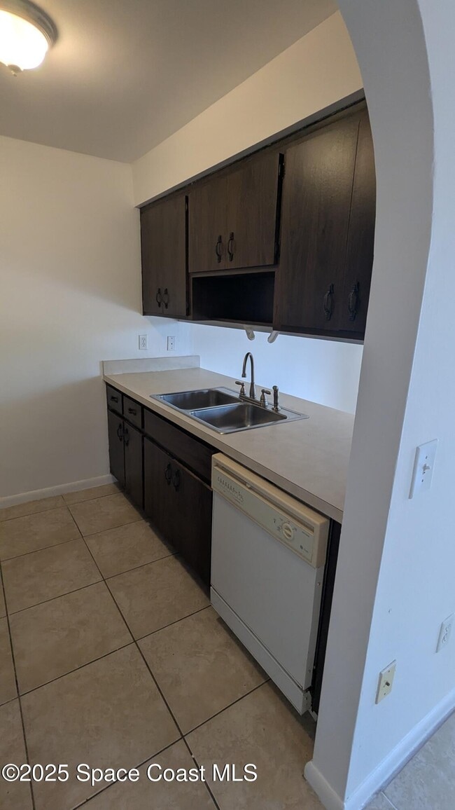 Foto del edificio - 215 San Juan Cir